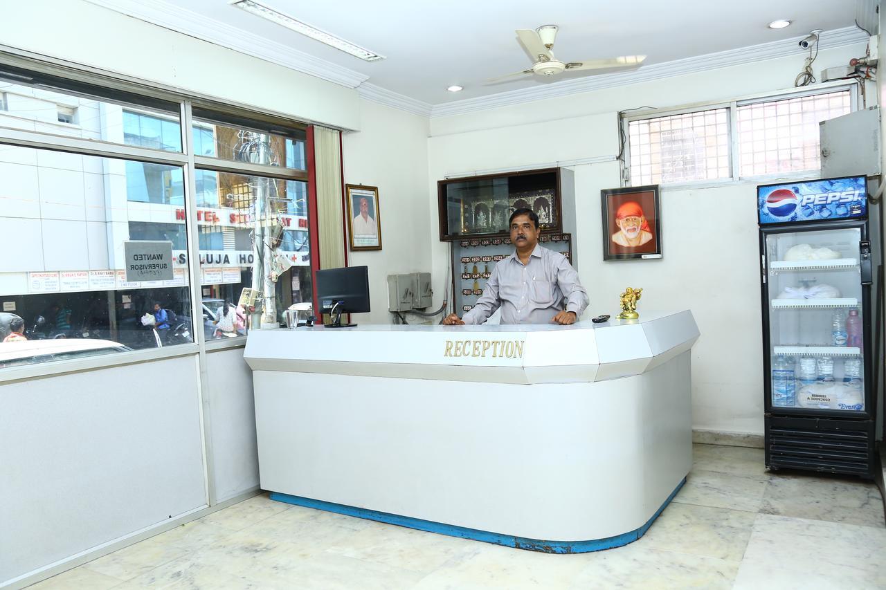 Sri Sai Krishna Deluxe Lodge Haidarábád Kültér fotó