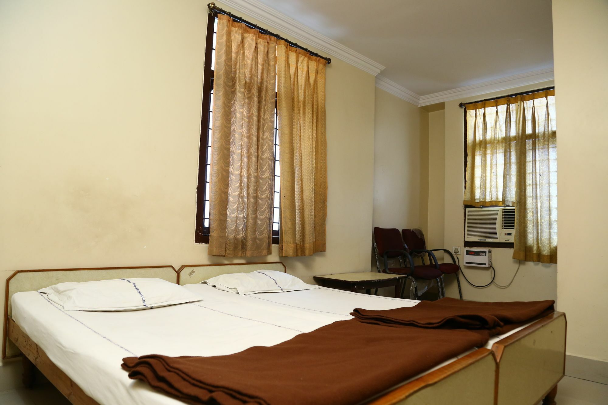 Sri Sai Krishna Deluxe Lodge Haidarábád Kültér fotó