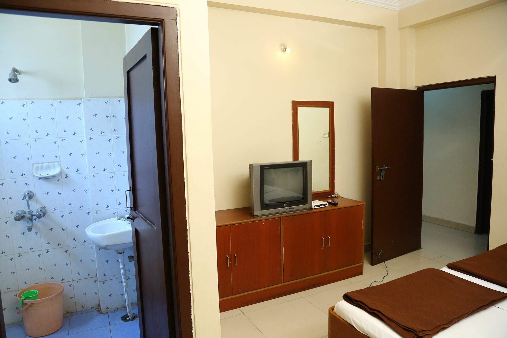Sri Sai Krishna Deluxe Lodge Haidarábád Kültér fotó
